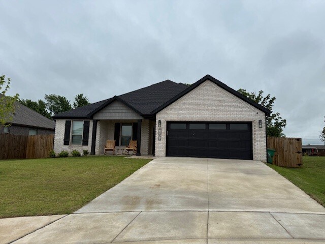 property at 2061 Larry Ln