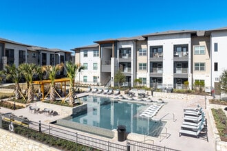 Strata in Austin, TX - Building Photo - Building Photo