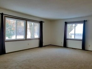 35505 Wild Mountain Rd in Taylors Falls, MN - Building Photo - Building Photo