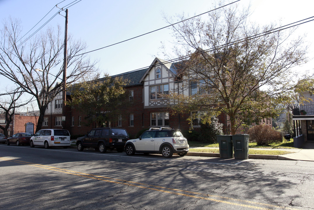 Butternut Court Condominiums in Washington, DC - Building Photo