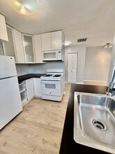 2602 E Lehigh Ave in Philadelphia, PA - Foto de edificio - Building Photo