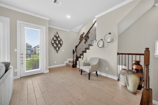 property at 2013 Kirby Landing Dr