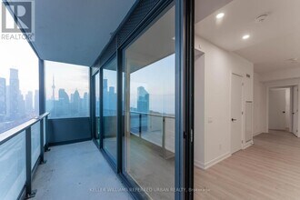 35 Parliament St in Toronto, ON - Building Photo - Building Photo