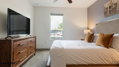 9301 Summit Centre Way, Unit 1223 in Orlando, FL - Foto de edificio - Building Photo