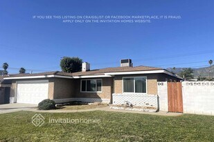 27198 Norwood St in Highland, CA - Building Photo