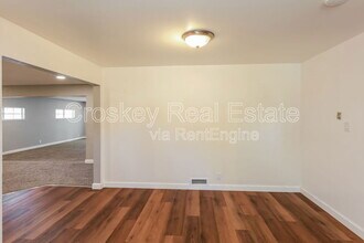 929 Jensen Cir in Pittsburg, CA - Building Photo - Building Photo