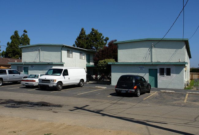 517-521 N S St in Lompoc, CA - Building Photo - Building Photo