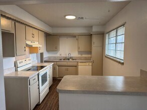 4706 NW 26th St in Oklahoma City, OK - Building Photo - Building Photo