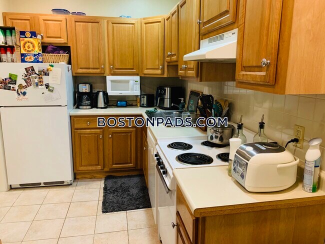 466 Green St-Unit -2 in Cambridge, MA - Building Photo - Building Photo