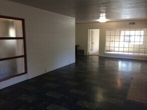 220 Shepherds Ln in Davis, CA - Building Photo - Building Photo