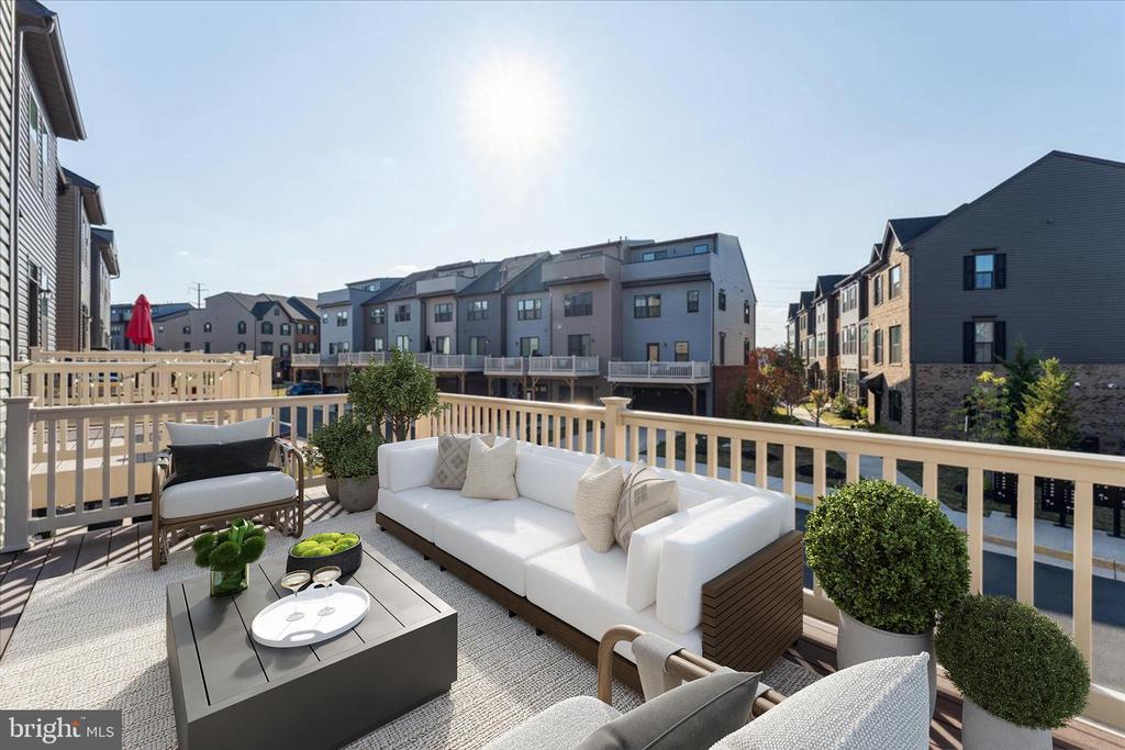 14032 Sunrise Valley Dr in Herndon, VA - Building Photo