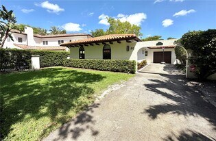 815 Valencia Ave in Coral Gables, FL - Building Photo