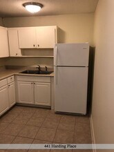 441 Harding Pl, Unit A6-136 in Nashville, TN - Building Photo - Building Photo