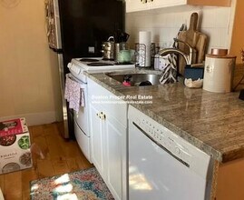 97 Myrtle St in Boston, MA - Building Photo - Building Photo