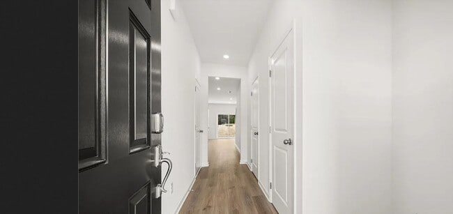 240 Kenoot Dr in Mcdonough, GA - Building Photo - Building Photo