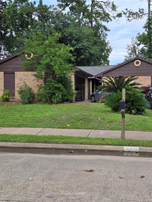 property at 18930 Pine Trace Ct
