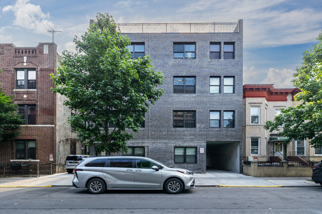 422 E 31st St in Brooklyn, NY - Building Photo - Building Photo