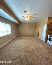 474 Sunshine Ln in Reno, NV - Foto de edificio - Building Photo