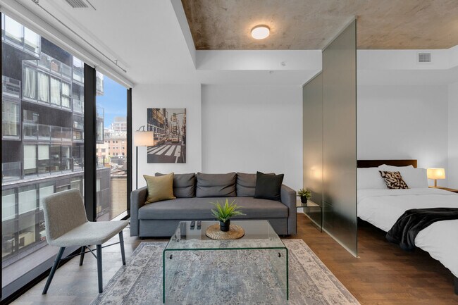 38 Stewart St, Unit SI ID1403758P in Toronto, ON - Building Photo - Building Photo