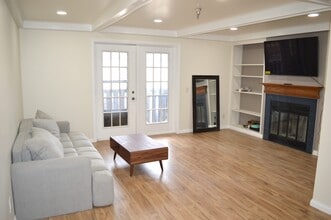 328 N Allen St, Unit 1 in Madison, WI - Building Photo - Building Photo