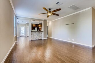 7500 Colina Vista Loop in Austin, TX - Building Photo - Building Photo