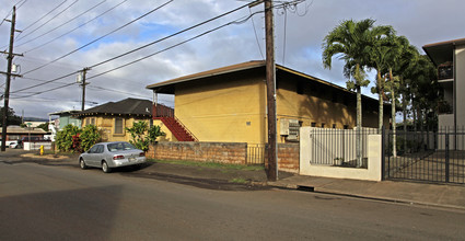 304 Olive Ave in Wahiawa, HI - Building Photo - Building Photo