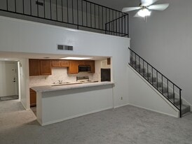 14777 Wunderlich Dr, Unit 1706 in Houston, TX - Building Photo