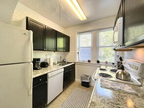 6651 Berthold Ave in St. Louis, MO - Foto de edificio - Building Photo