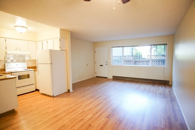 property at 2612 NE Clackamas St
