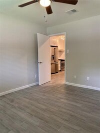 7307 Dearborn St photo'