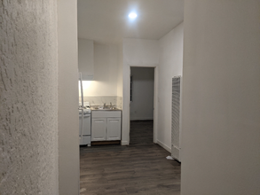 934 S Lake St-Unit -22 in Los Angeles, CA - Foto de edificio - Building Photo