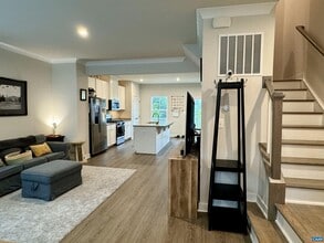 2034 Landon Ln in Charlottesville, VA - Building Photo - Building Photo