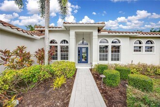 8900 Lely Island Cir in Naples, FL - Building Photo - Building Photo
