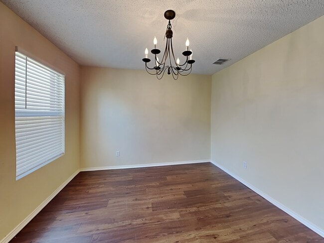 2310 Graystone Dr in Rockwall, TX - Foto de edificio - Building Photo