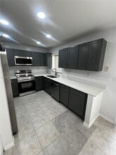 2212 NW 171st Ter in Pembroke Pines, FL - Building Photo - Building Photo