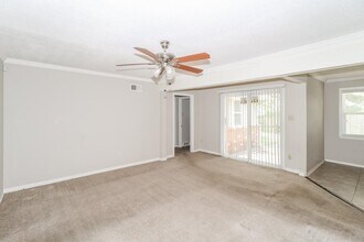 6247 Brightwood Cove in Memphis, TN - Building Photo - Building Photo