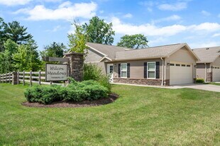 Wilcox Meadows in Twinsburg, OH - Building Photo