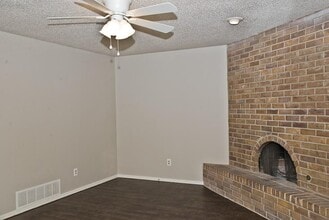 3208 SE 56th St in Oklahoma City, OK - Building Photo - Building Photo