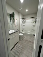 8714 Braun Shelf in San Antonio, TX - Building Photo - Building Photo