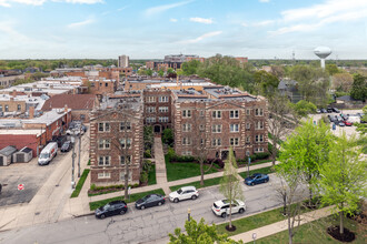 85 E Harris Ave in La Grange, IL - Building Photo - Building Photo