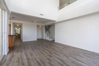 2400 SW 27th Ave in Miami, FL - Building Photo - Building Photo