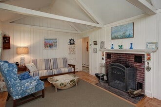 215 Scudder Rd in Barnstable, MA - Building Photo - Building Photo
