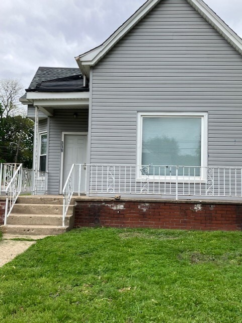 property at 319 W Nebraska Ave