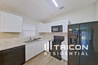 232 Tulane Dr in Glenn Heights, TX - Building Photo - Building Photo