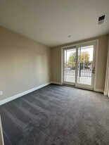 415 Industrial Pky, Unit 1 in Hayward, CA - Building Photo