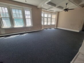 572 Elm St in New Haven, CT - Building Photo - Building Photo