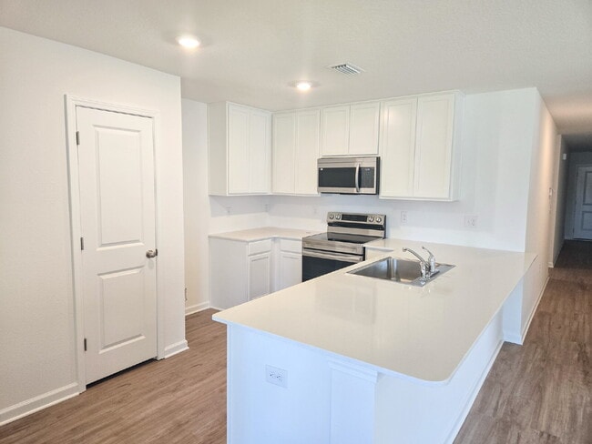 4607 Carlstrom Ln in Pensacola, FL - Building Photo - Building Photo