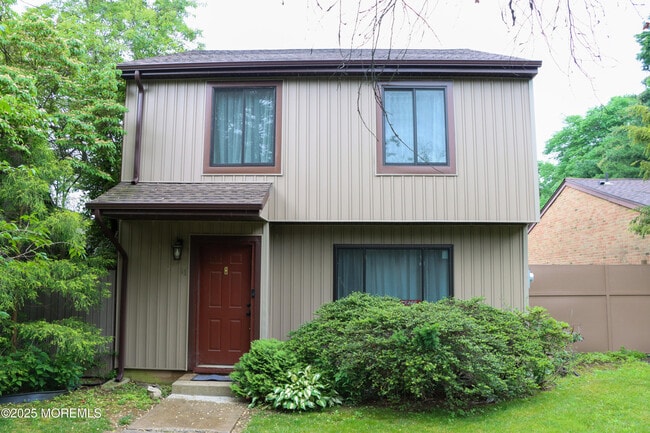 property at 12 Sheffield Ct