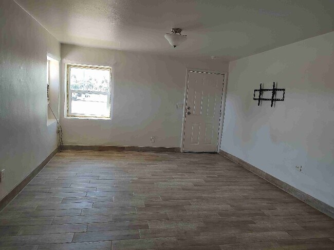136 N Palm Dr in Blythe, CA - Building Photo - Building Photo