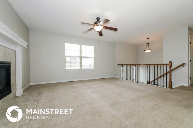 427 Sunflower Dr in Raymore, MO - Building Photo - Building Photo